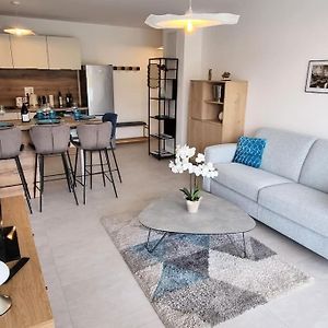 Appartement à 2 Chambres à Coucher