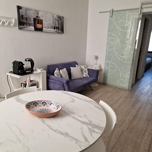 New! Tutto Qui - Apt Wagner - City Life