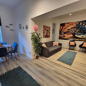 Appartement à 3 Chambres à Coucher