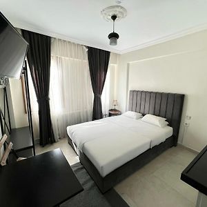 Mr Miller Suite