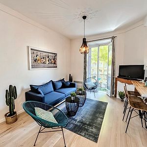 Appartement à 2 Chambres à Coucher