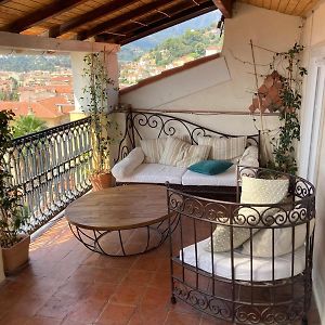 Appartement à 3 Chambres à Coucher