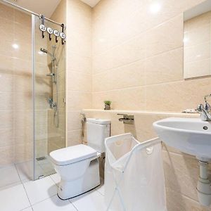 Private Bathroom Quadruple Room