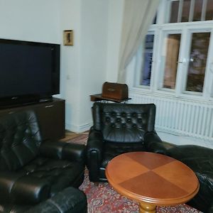 Appartement à 3 Chambres à Coucher