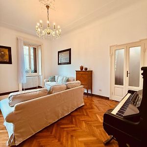 Appartement à 3 Chambres à Coucher