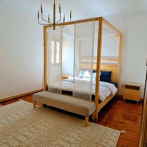 Appartement à 3 Chambres à Coucher