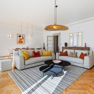 Appartement à 3 Chambres à Coucher