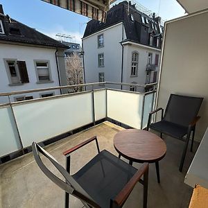 Appartement à 2 Chambres à Coucher