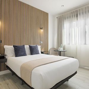 Dobo Madrid Lucero