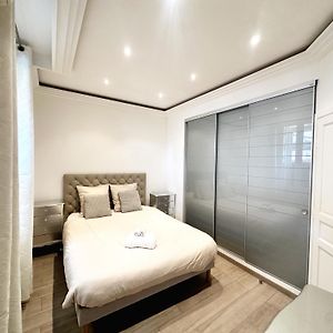 Appartement à 2 Chambres à Coucher
