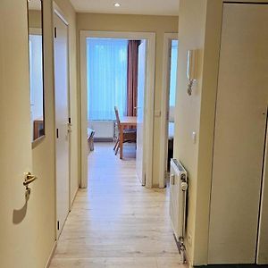 Appartement à 2 Chambres à Coucher