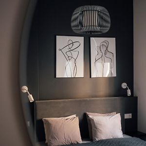 Albert Studio In Art Nouveau Building With Ac Top Location Near Old Town