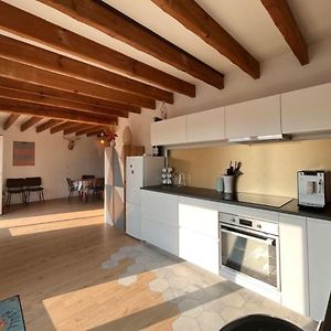 Appartement à 3 Chambres à Coucher
