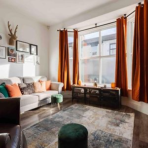 3 Floorsloft 2Mins To Train Patio Parking