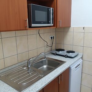 Appartement à 5 Chambres à Coucher