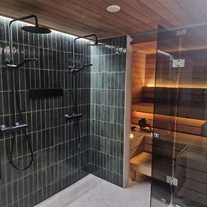 Bright, Big Apartment With Own Sauna & Balcony