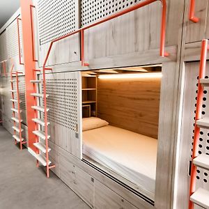 Dormitory Room Mixed
