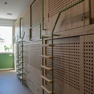 Dormitory Room Mixed
