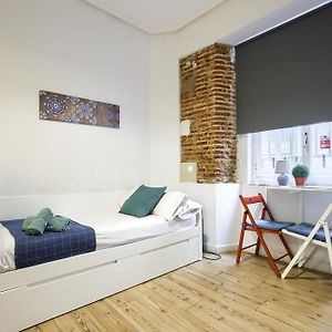 Intimo Estudio En Madrid, Centro, 2Pax, Wifi & Tv