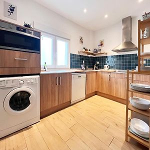 Regimiento 2, Center, New, Quite, Breakfast Included, Parking On Request, Rg