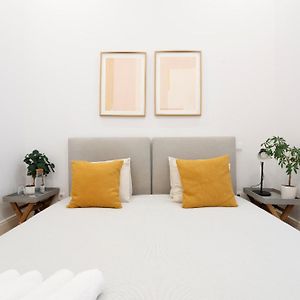 Bedrooms In Shared Apartment In Modern Accommodation In Downtown Lisbon