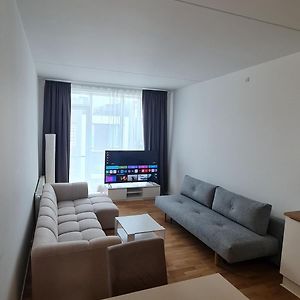 Appartement à 3 Chambres à Coucher