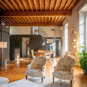 Appartement à 3 Chambres à Coucher