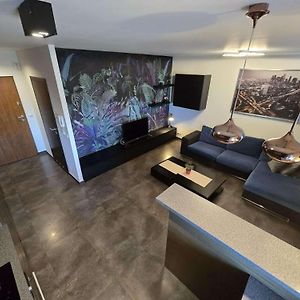 Appartement de Luxe à 1 Chambre à Coucher