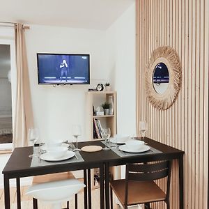 Chaleureux T2 Au Style Vintage - Rue Gratuite