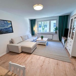 Appartement à 2 Chambres à Coucher