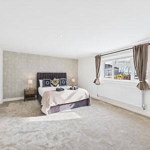 Jays Modern Guest House