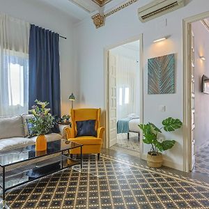 Appartement à 2 Chambres à Coucher