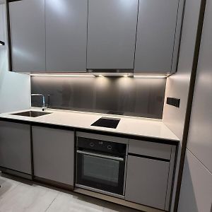 Appartement à 2 Chambres à Coucher