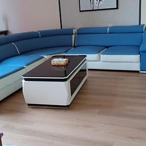 Al Rima Services Suites At Times Square