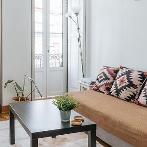 Appartement à 3 Chambres à Coucher