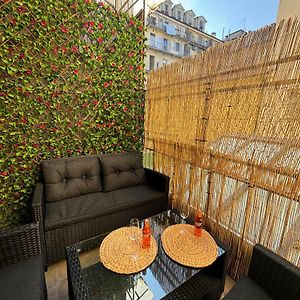 Appartement à 2 Chambres à Coucher