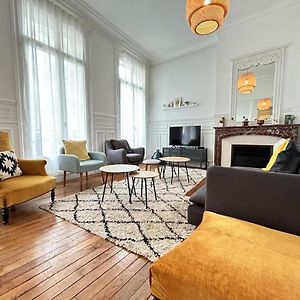 Appartement à 3 Chambres à Coucher