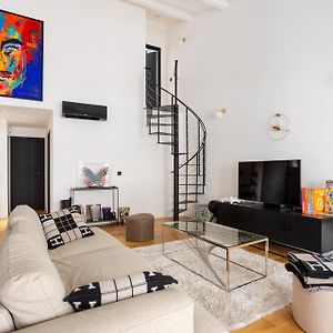 Appartement à 2 Chambres à Coucher