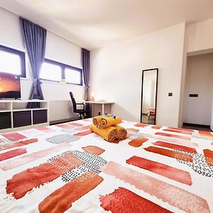Old Town Retreat Studio 9