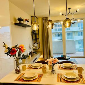 Green Park Apartment