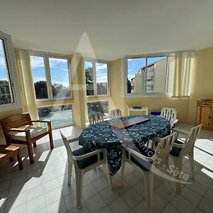 Appartement à 2 Chambres à Coucher