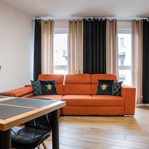 Appartement de Luxe à 2 Chambres à Coucher