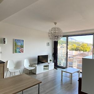 Studio moderne et lumineux centre ville Aix les Bains