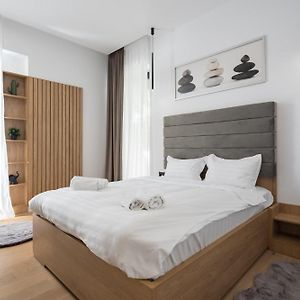Appartement à 2 Chambres à Coucher