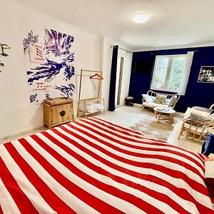 Beau Studio Dans Mas Provencal