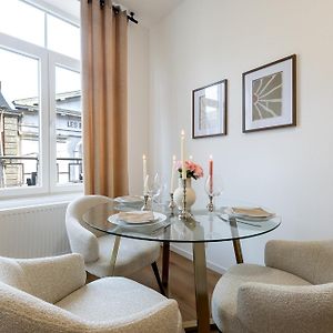 Appartement de Luxe à 1 Chambre à Coucher