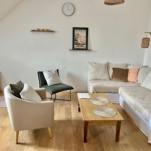 Appartement à 2 Chambres à Coucher