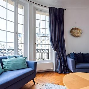Appartement à 2 Chambres à Coucher