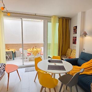 Appartement à 2 Chambres à Coucher