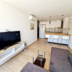Appartement à 2 Chambres à Coucher